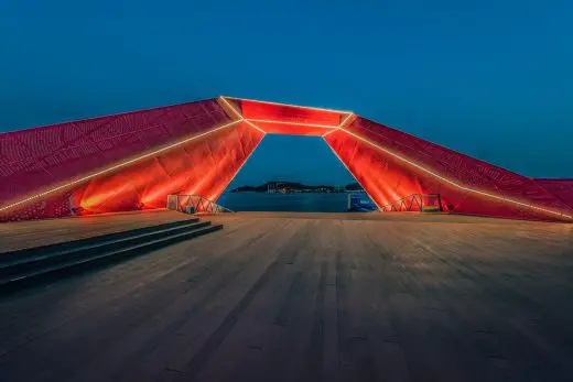 Qingdao Wanda Victoria Bay Xifeng Bridge