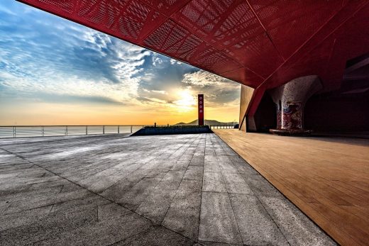 Qingdao Wanda Victoria Bay Xifeng Bridge