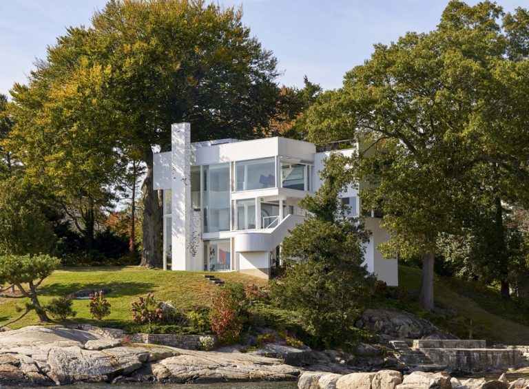 Smith House in Darien, Connecticut earchitect