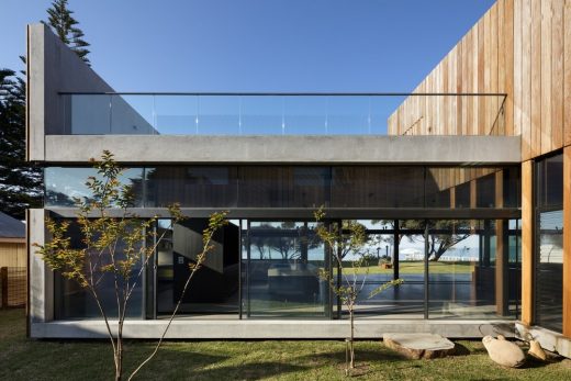 Seafront Residence near Melbourne