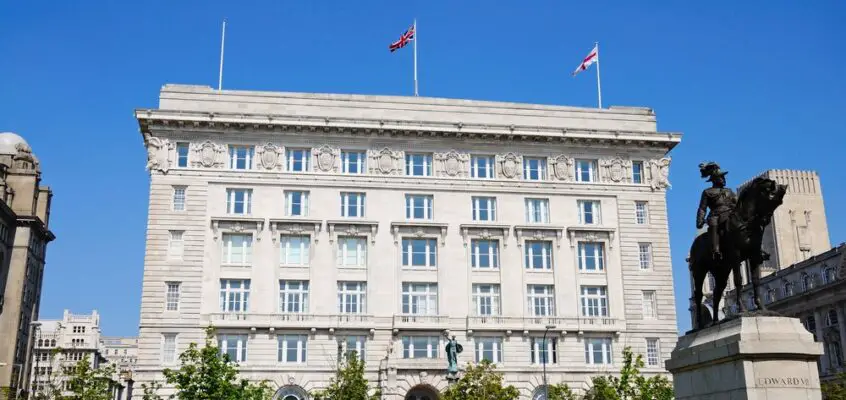 The Three Graces Liverpool: Cunard Building