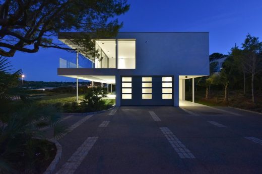 Glass House on the C</i/>ap d’Antibes - French Architectural News