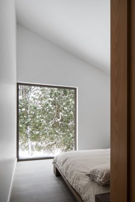 L'Accostee House in Adstock Quebec