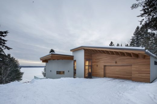 L'Accostee House in Adstock Quebec