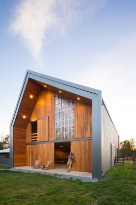 Swallowfield Barn in Langley