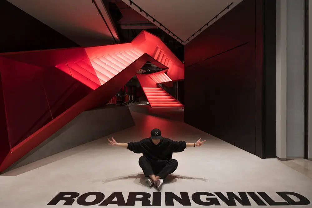 Roaringwild Uniwalk Shop Interior in Shenzhen