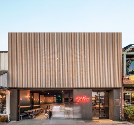 Gabi James Restaurant in Riviera Village California