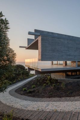 House H in Zapallar Chile