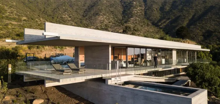 House H in Zapallar, Chile Residence