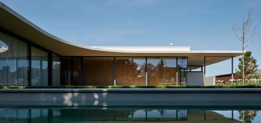 Family House Jarovce in Bratislava, Slovakia Home