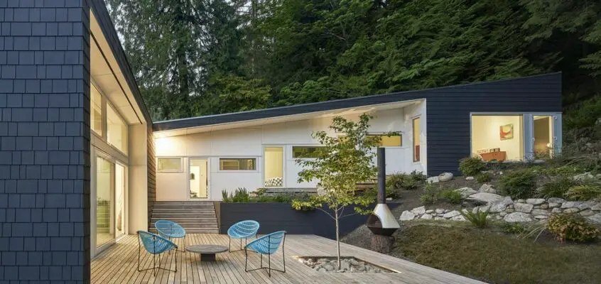 Mingo Residence in West Vancouver, BC Home