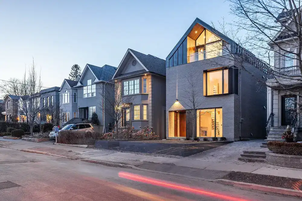 Bedford Park House, Toronto Nortown property