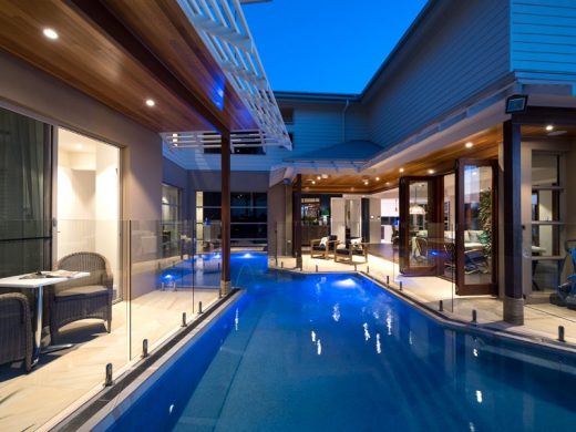 Clear Water Bay Avenue Home by Superdraft in Gold Coast, Queensland