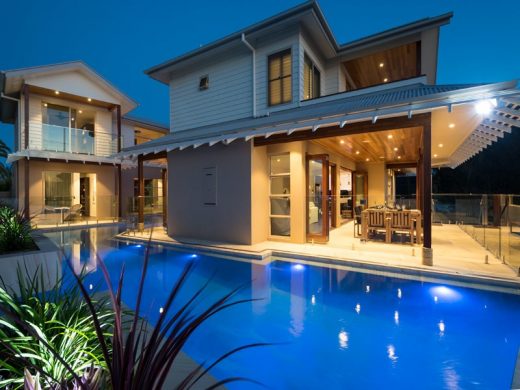 Clear Water Bay Avenue Home by Superdraft in Gold Coast, Queensland