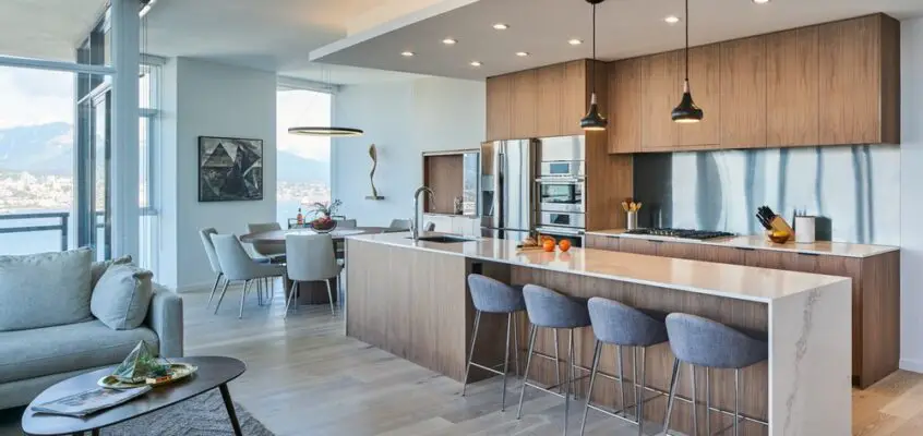 Coal Harbour Apartment in Vancouver, BC