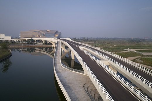 Keppel Cove Marina Clubhouse in Zhongshan