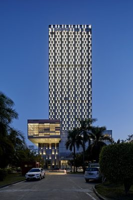 Longgang Chuangtou Tower Shenzhen building