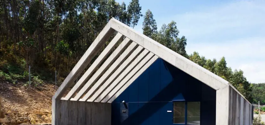 POC Observation and Control Building Ermida
