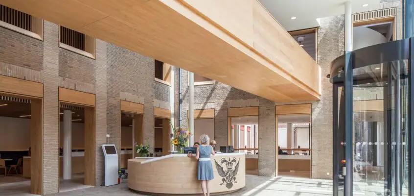 Delfland Water Authority Building: Gemeenlandshuis