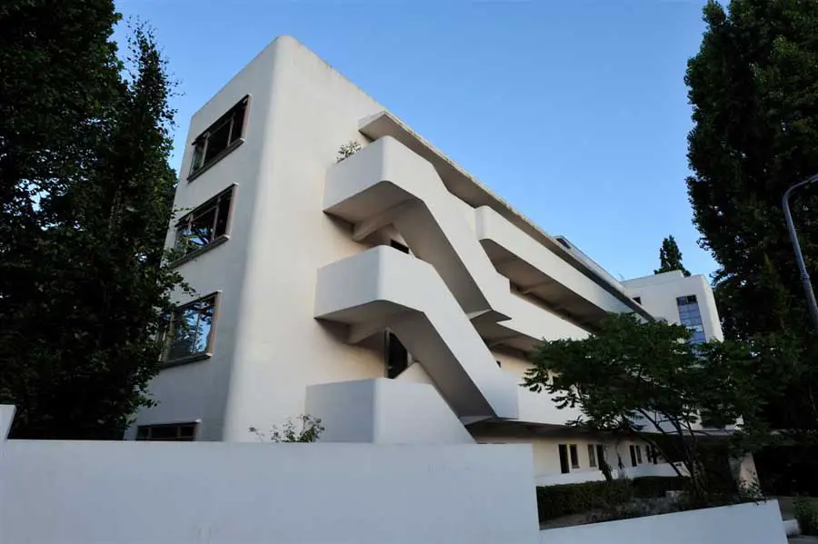 Lawn Road Flats Hampstead, Isokon London