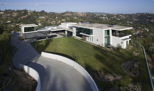 Benedict Canyon Residence in Beverly Hills