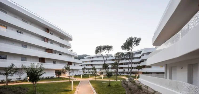 Marseille Developments: French Building Designs