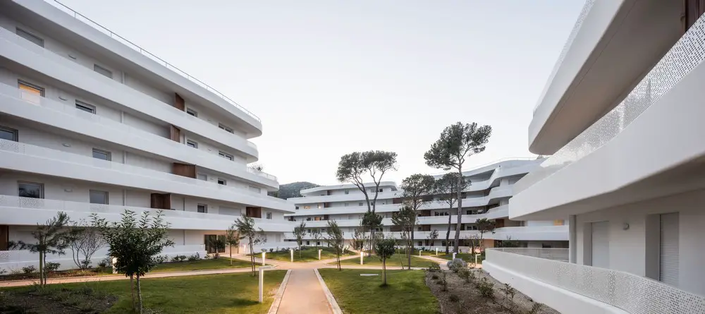 La Crique Apartments Marseille Developments