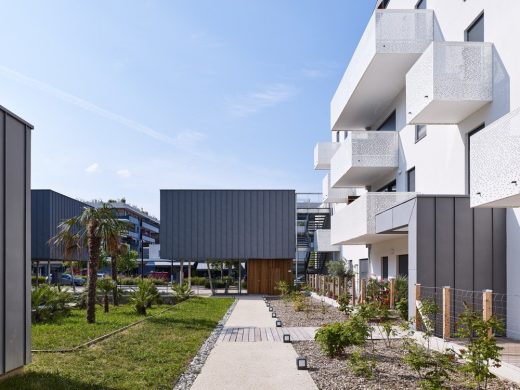 Les Cabanes du Lac in Aix Les Bains