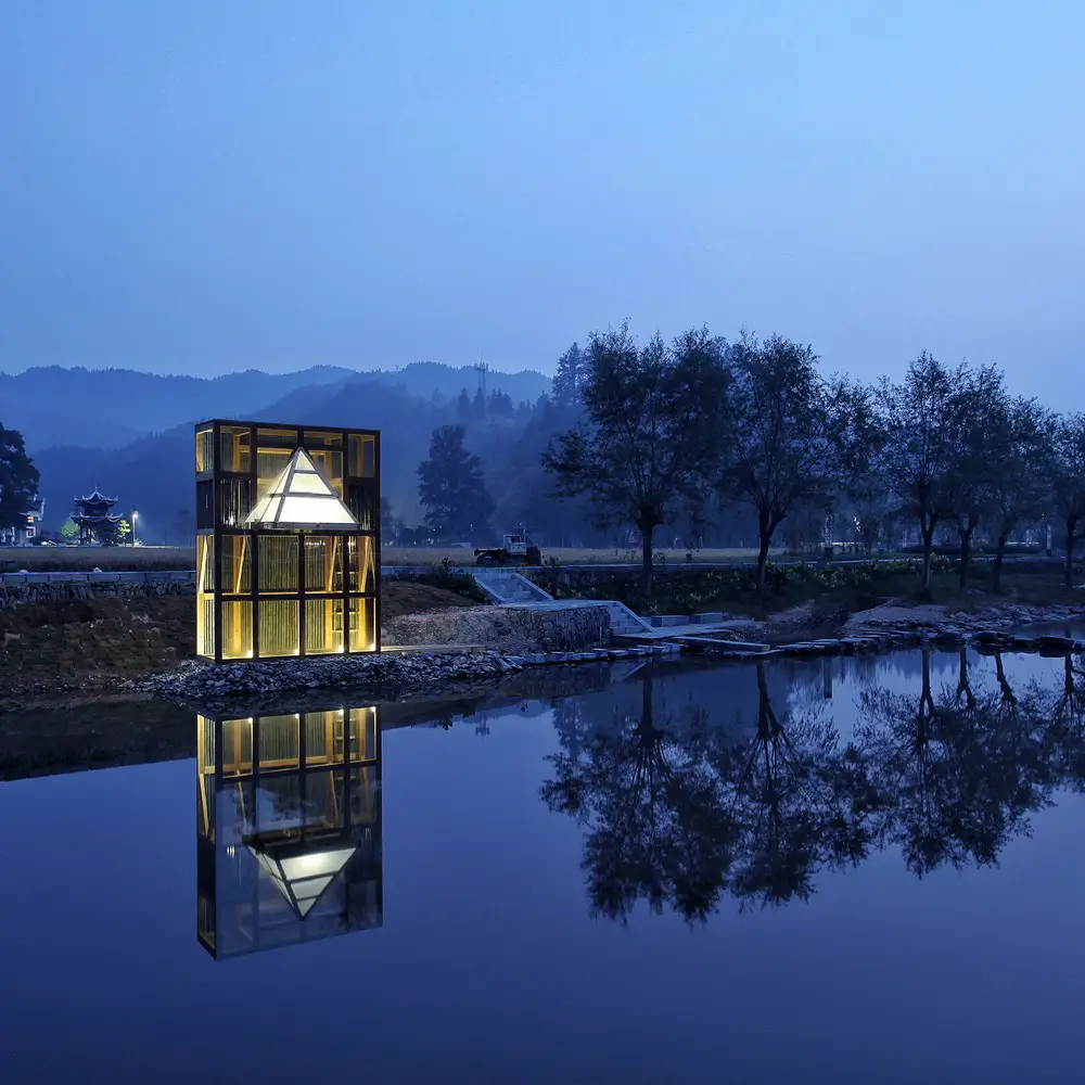 Mirrored Sight Shelter, Longli, Guizhou