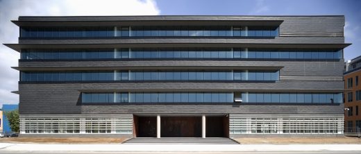 Office Building in Cornellà, Barcelona by Mateo Arquitectura