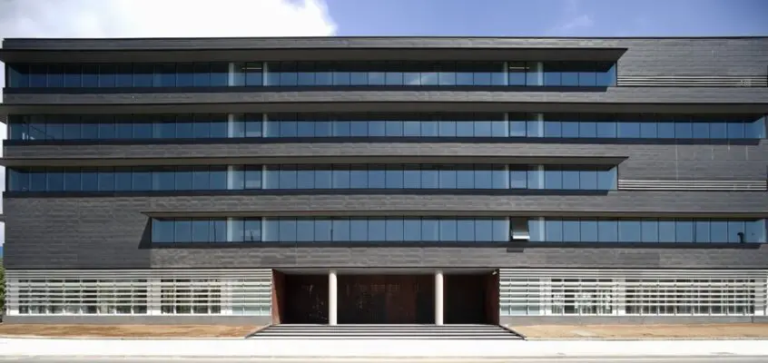 Office Building in Cornellà, Barcelona