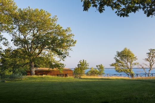 Peconic House in Hampton Bays