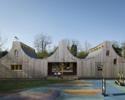Belvue Woodland Classrooms building by Studio Weave