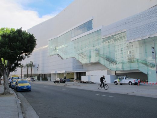 Beverly Center, Mall of the Stars in Los Angeles