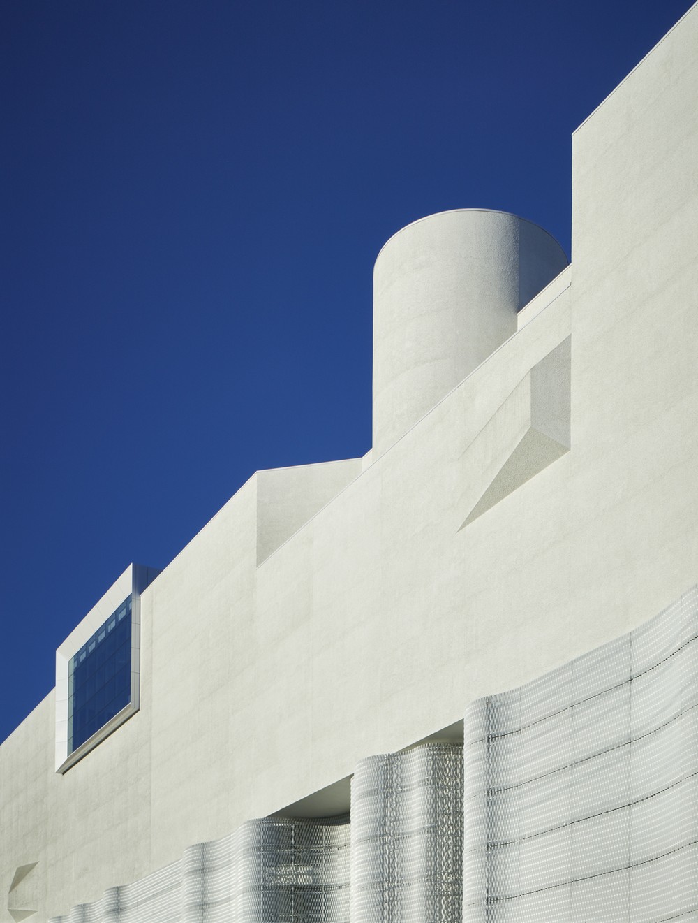 Beverly Center Renovation by Massimiliano and Doriana Fuksas