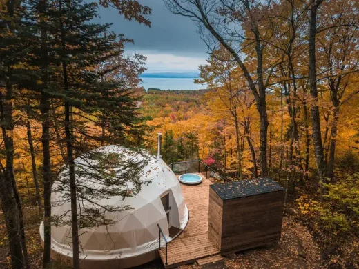 Dômes Charlevoix in Petite-Rivière-Saint-François, Québec