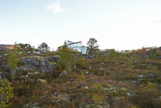 Efjord Retreat on Halvaroy Island