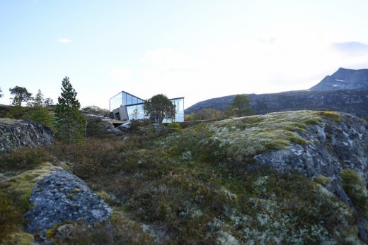 Efjord Retreat on Halvaroy Island