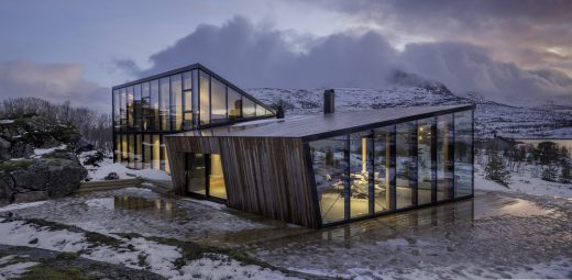 Efjord Retreat on Halvaroy Island