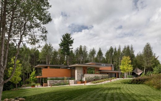 Petaluma House in Toronto