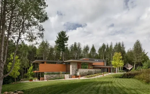 Petaluma House in Toronto property