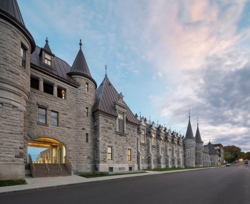 Voltigeurs de Quebec Armoury