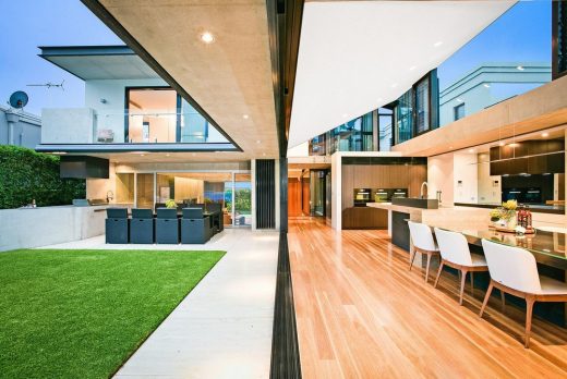 Burraneer Bay House in Sydney