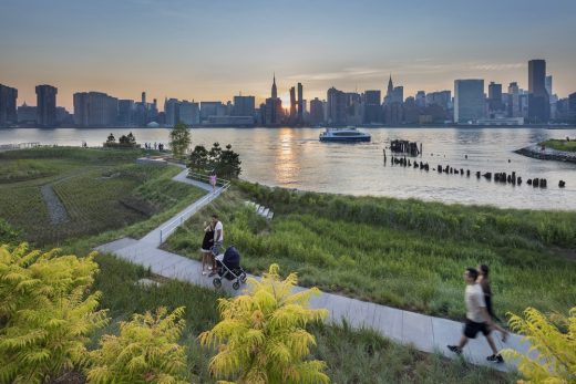 Hunter’s Point South Long Island City Queens NYC waterfront park