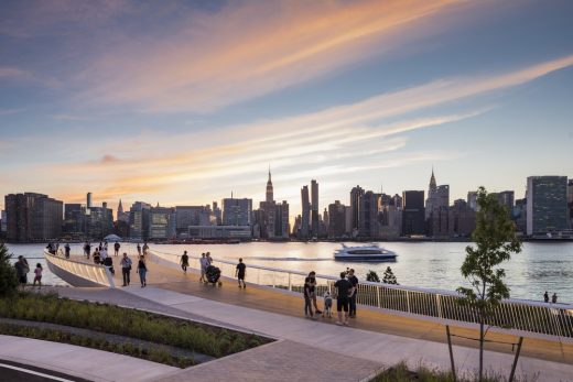 Hunter’s Point South Long Island City Queens NYC waterfront park