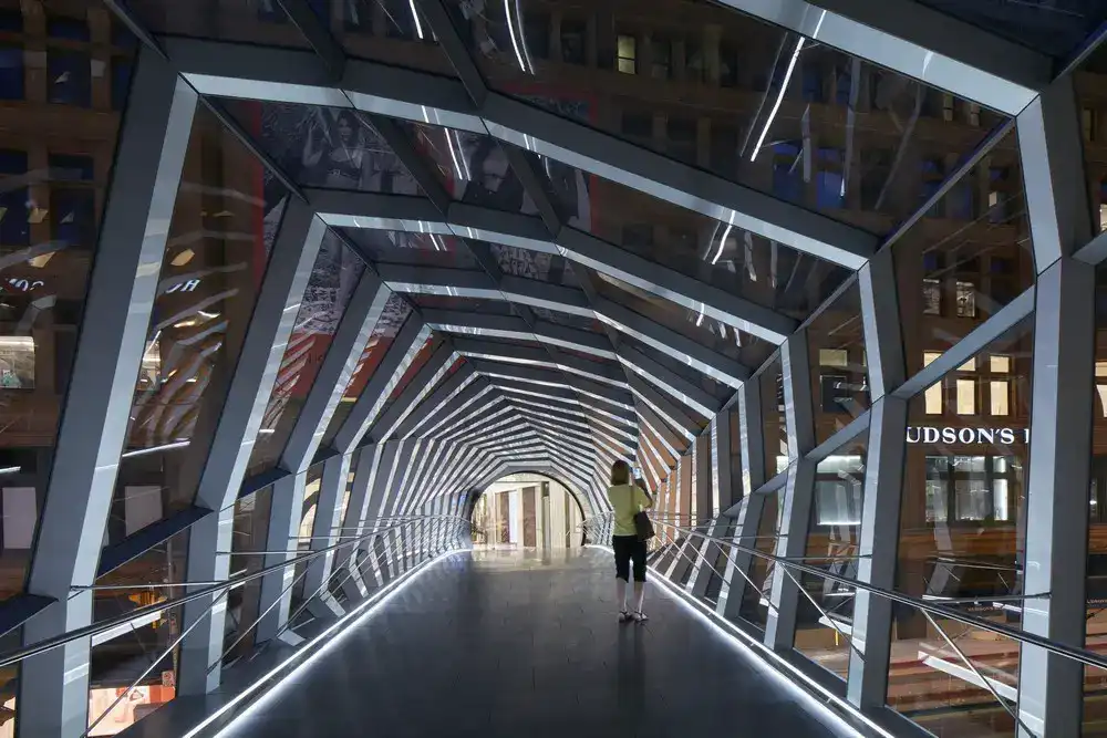 Lighting of CF Toronto Eaton Centre Bridge
