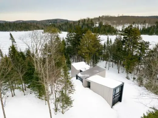 Triptych House in Wentworth Nord