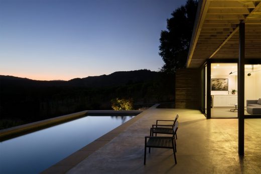 Dry Creek Poolhouse in Geyserville