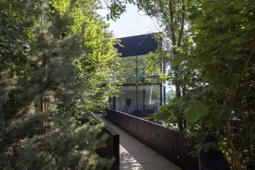 Glass Villa on the lake, Lechlade, Gloucestershire