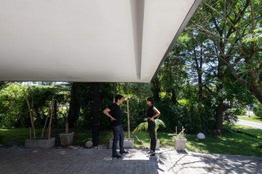 GZ Weekend House in Guernica Buenos Aires